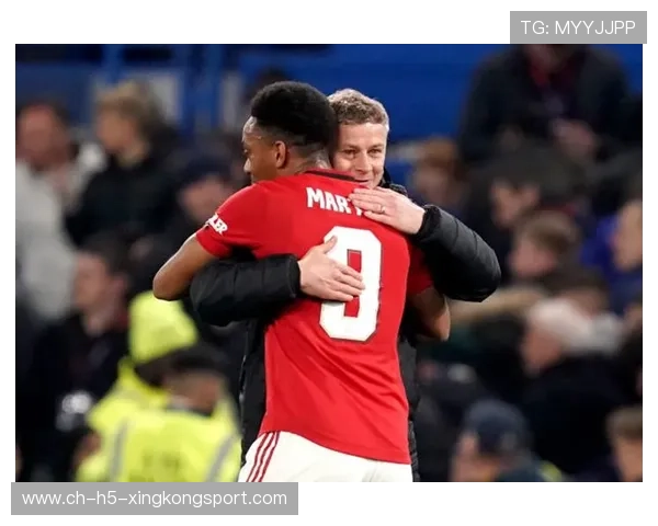 曼联或拟用交换方案减少现金支出