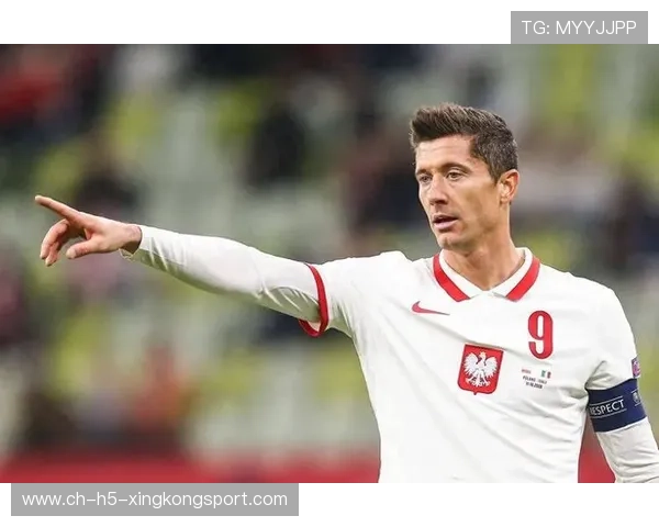 莱万多夫斯基加盟谈判进入关键阶段2024足球转会新格局即将揭晓 莱万多夫斯基加盟谈判进入关键阶段2024足球转会新格局即将揭晓