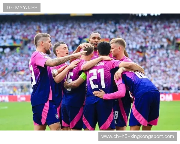 欧洲杯期间的媒体中心报道近况频繁更新，欧洲杯新闻报道