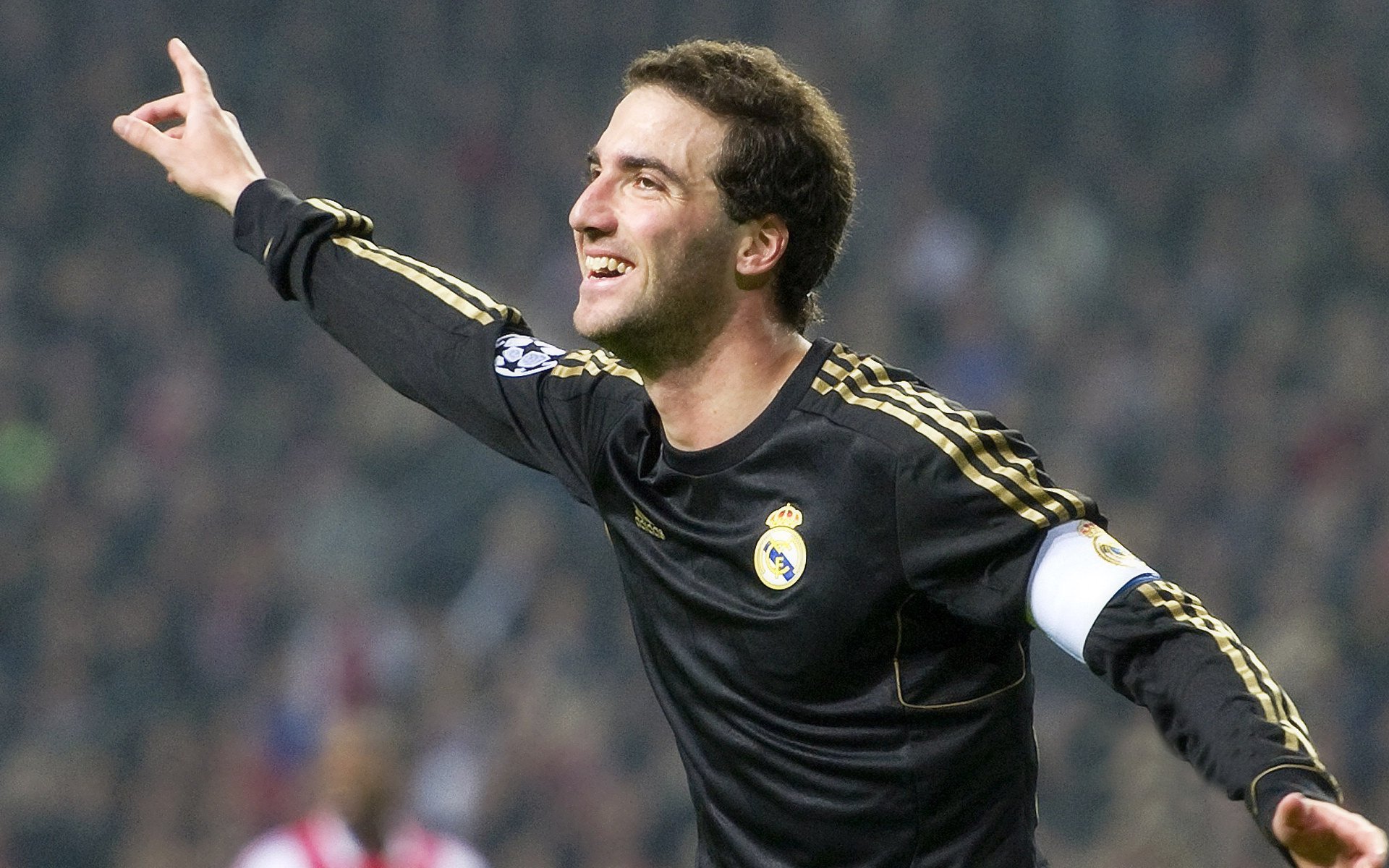 星空体育下载网址-东亚杯中国队逆袭 战术执行力获认可，东亚杯名单